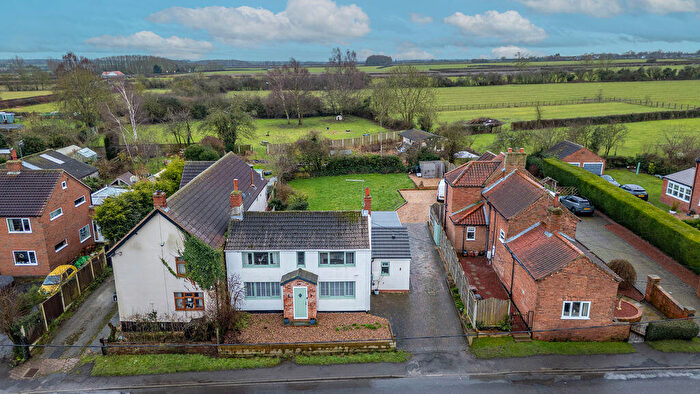 3 Bedroom Detached House For Sale In Town Street, Treswell, DN22