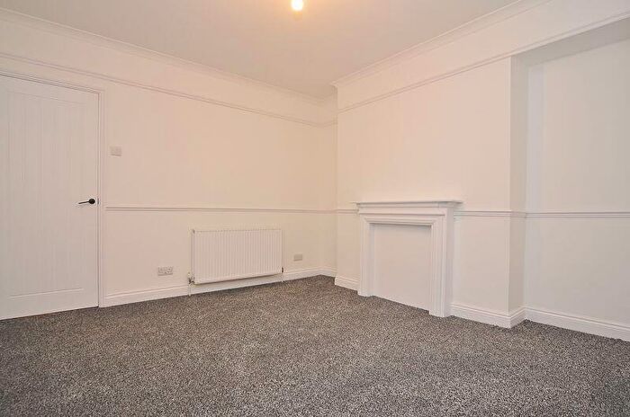 1 Bedroom Flat To Rent In Wilton Street, Plymouth - One-bedroom Flat, PL1
