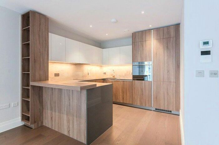 2 Bedroom Flat To Rent In Hamond Court, Queenshurst Square, Kingston Upon Thames, KT2