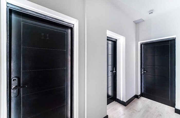 1 Bedroom Flat To Rent In Claughton Street, St Helens, WA10