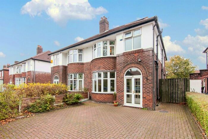5 Bedroom Semi-Detached House To Rent In Parkville Road, Manchester, Greater Manchester, M20