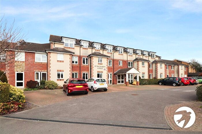 2 Bedroom Flat For Sale In St. Richards Lodge, Spitalfield Lane, Chichester, PO19