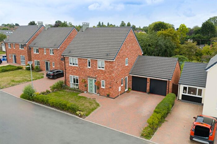 4 Bedroom Detached House For Sale In Thompsons Yard, Yaxley, PE7