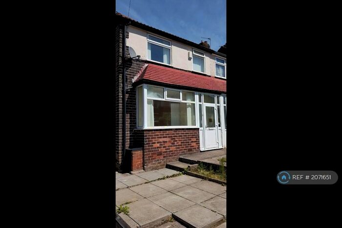2 Bedroom Semi-Detached House To Rent In Caldecott Road, Manchester, M9