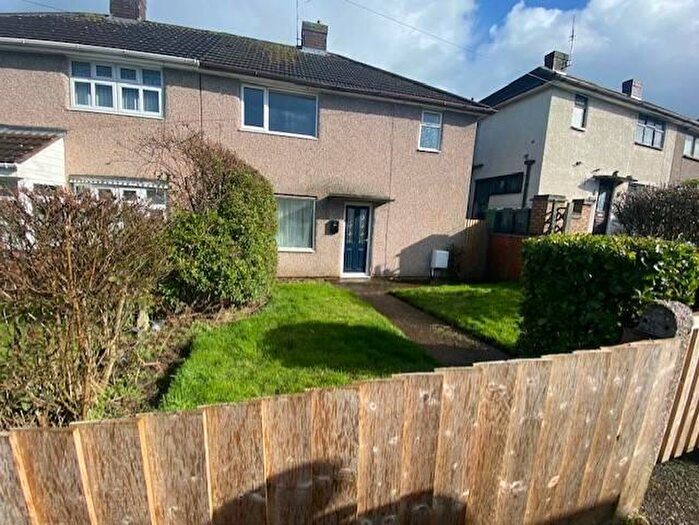 3 Bedroom Semi-Detached House To Rent In Parkfield Road, Keresley, CV7