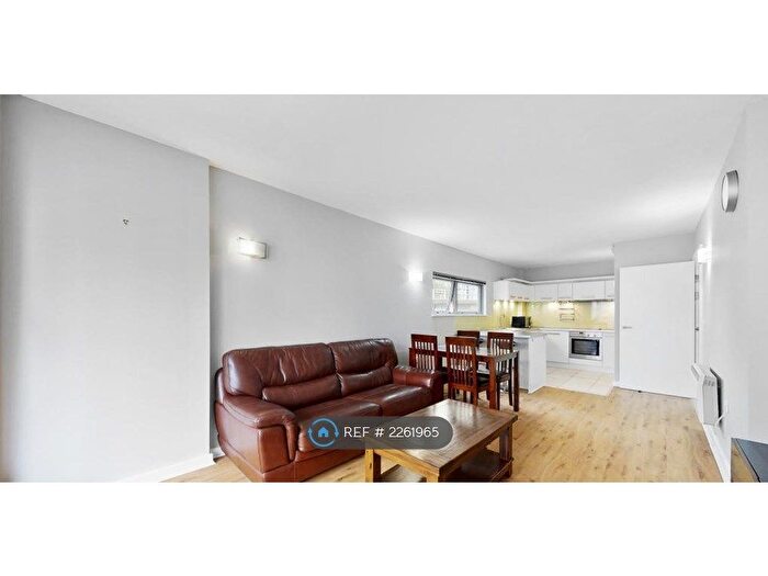 2 Bedroom Flat To Rent In California Building, London, SE13