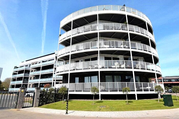 2 Bedroom Apartment To Rent In Kensal Drive, Didsbury, Manchester, M20