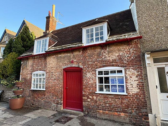 2 Bedroom Maisonette For Sale In North Street, Wareham Town Centre, BH20