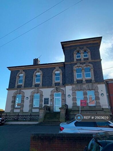 2 Bedroom Flat To Rent In Cape Road, Warwick, CV34