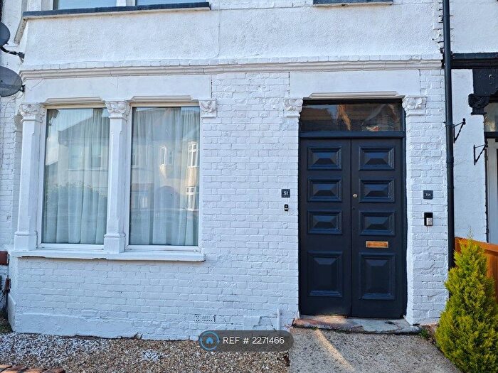 1 Bedroom Flat To Rent In Westborough Road, Westcliff-On-Sea, SS0