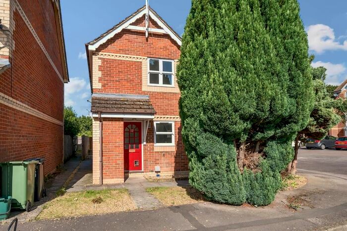 2 Bedroom Semi-Detached House To Rent In Didcot, Oxfordshire, OX11