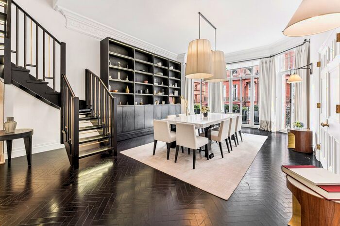 3 Bedroom Terraced House To Rent In Pont Street, Knightsbridge, SW1X