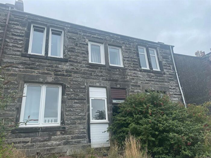 2 Bedroom Flat To Rent In A Main Street, Townhill, Dunfermline, KY12