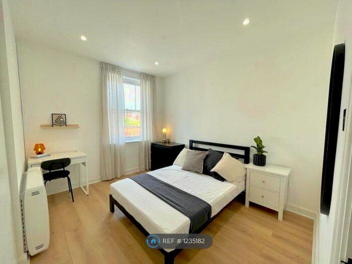 1 Bedroom Flat To Rent In Crown Terrace, Leamington Spa, CV31