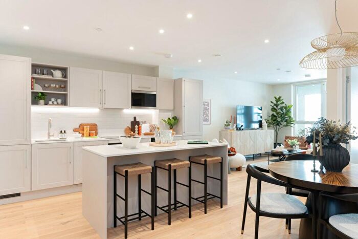 2 Bedroom Apartment For Sale In The Laundry, London Fields, E8