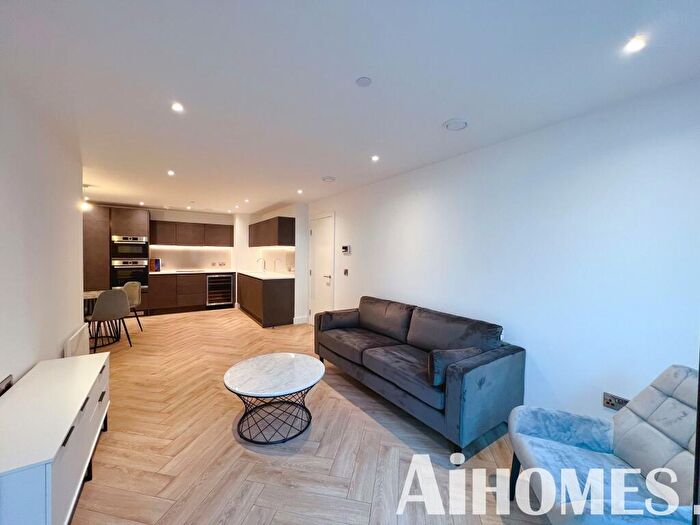 2 Bedroom Apartment To Rent In Elizabeth Tower, Chester Road, Manchester, M15