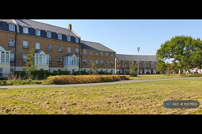 2 Bedroom Flat To Rent In Woodland Court, Swindon, SN25