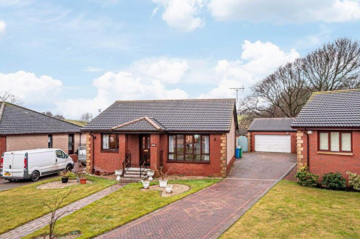 2 Bedroom Bungalow For Sale In Curling Knowe, Crossgates, KY4