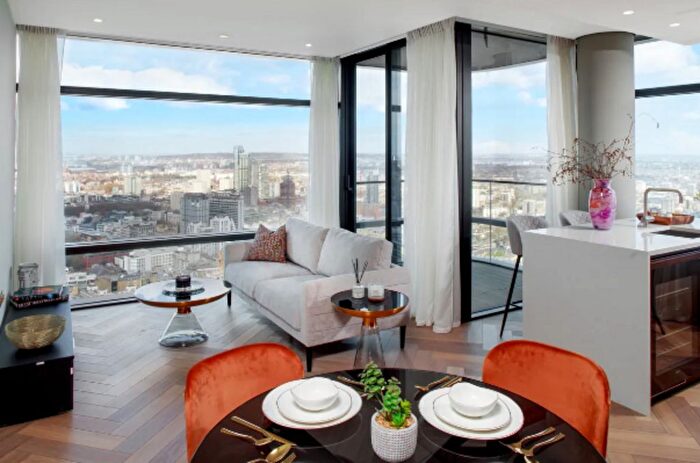 2 Bedroom Flat To Rent In Principal Tower, Liverpool Street, EC2A