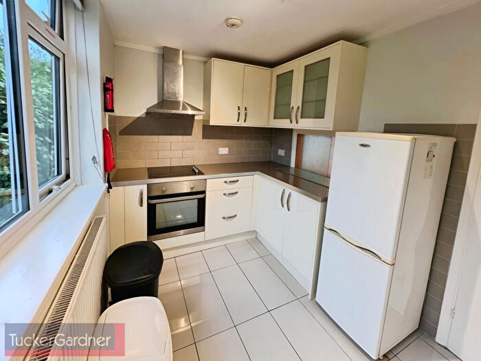 2 Bedroom Flat To Rent In Lilac Court, Cambridge, CB1