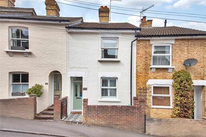 2 Bedroom Terraced House For Sale In Cobden Road, Sevenoaks, Kent, TN13