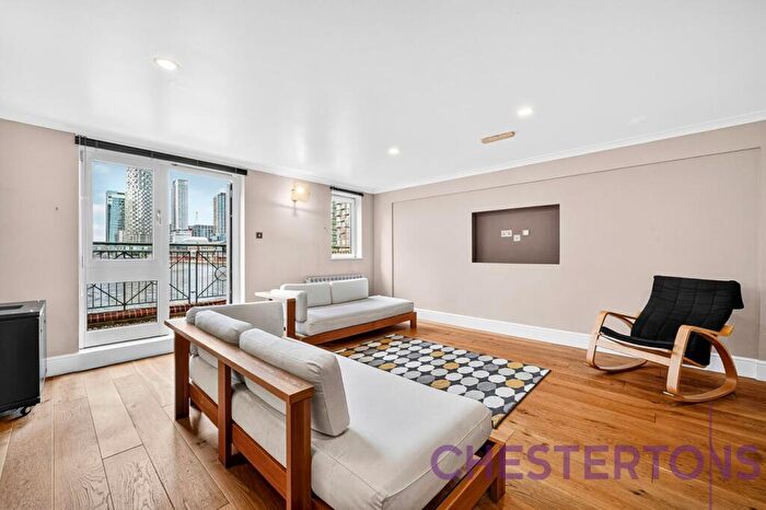 2 Bedroom Flat To Rent In Pepper Street, Millwall, E14