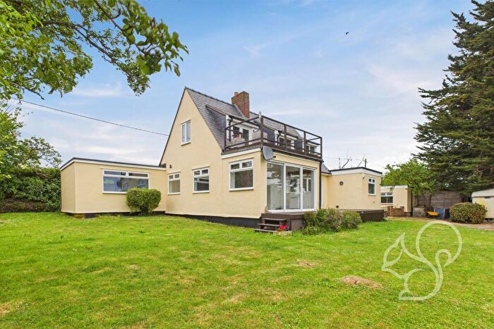 4 Bedroom Detached House For Sale In Abberton Road, Fingringhoe, CO5