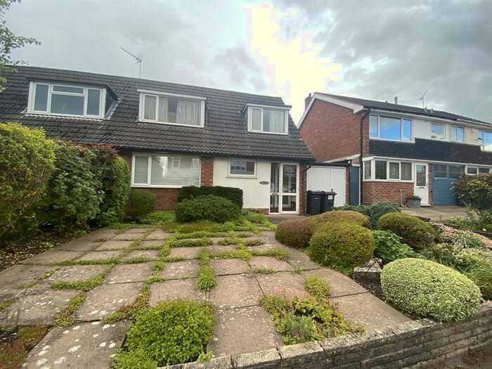 2 Bedroom Terraced House To Rent In Wentworth Road, Harborne, Birmingham, B17