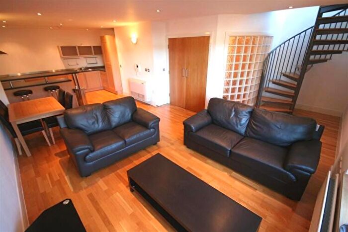 2 Bedroom Penthouse To Rent In Lake House, Ellesmere Street Manchester, M15