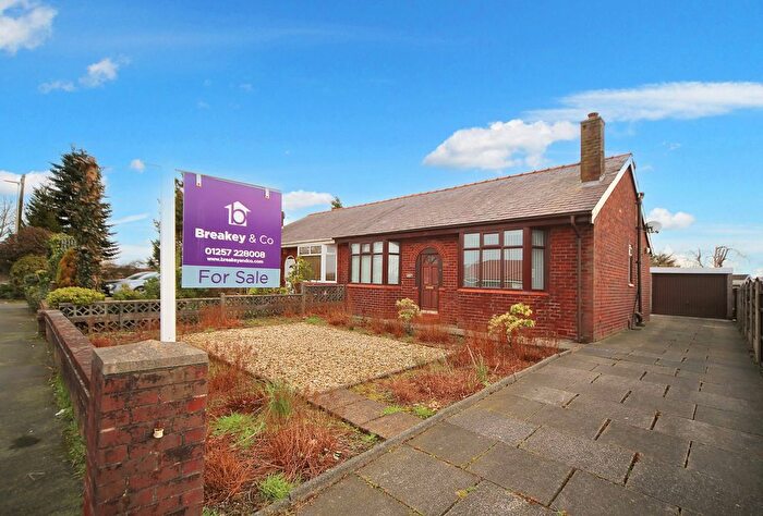 2 Bedroom Semi-Detached Bungalow For Sale In Old Pepper Lane, Standish, WN6