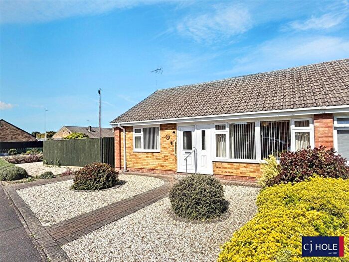 2 Bedroom Bungalow For Sale In Parkwood Crescent, Hucclecote, Gloucester, GL3