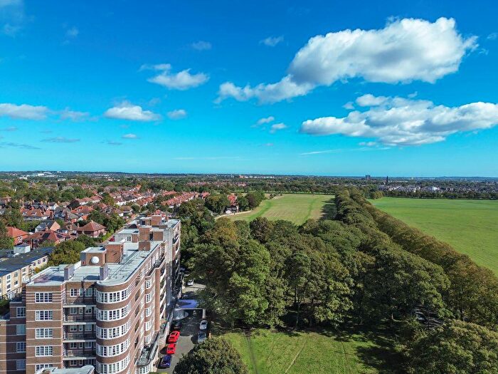 3 Bedroom Flat For Sale In Moor Court, Gosforth, Newcastle Upon Tyne, NE3