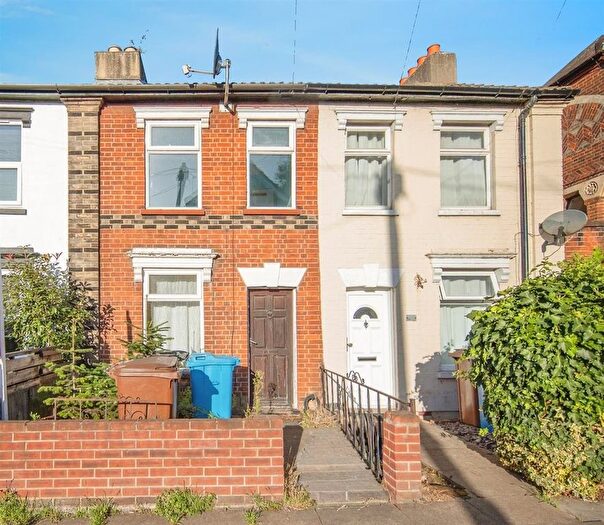 2 Bedroom Terraced House For Sale In Argyle Street, Ipswich, IP4