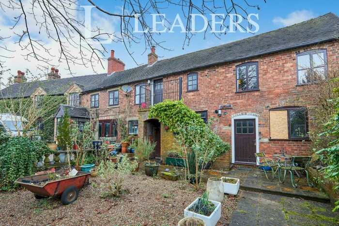 3 Bedroom Apartment To Rent In The Green Road, Ashbourne, DE6