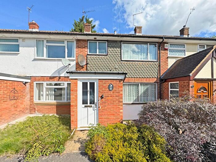 3 Bedroom Terraced House For Sale In Meadow Drive, Amersham, HP6