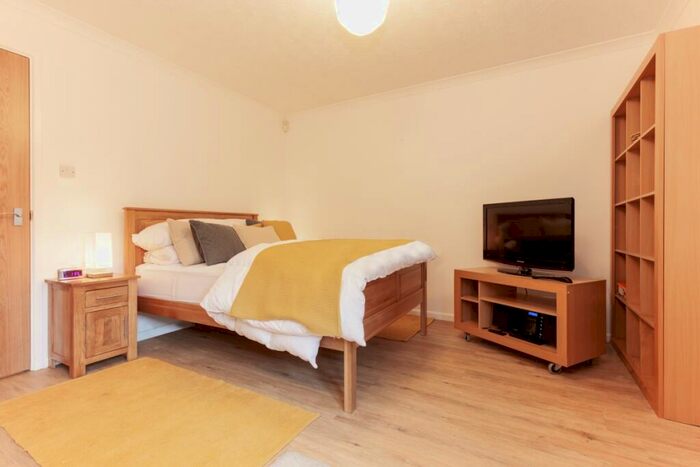 Apartment To Rent In Trinity Street, Central Oxford, OX1