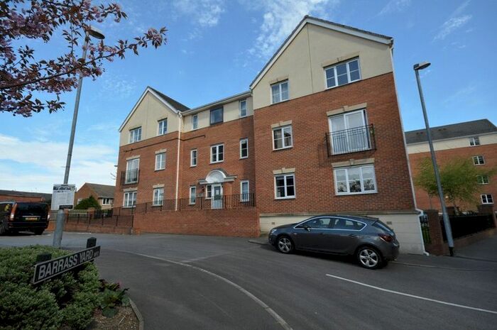 2 Bedroom Flat To Rent In Barrass Yard, Wakefield, WF2