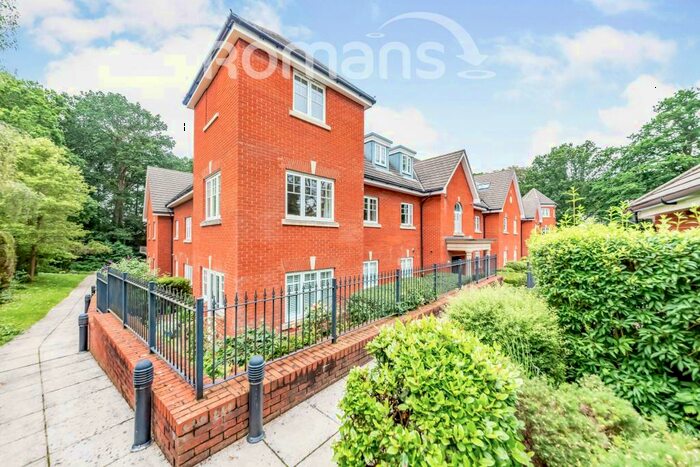 2 Bedroom Flat To Rent In Grace Gardens Fleet, GU51