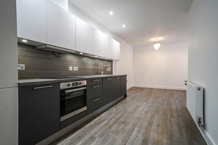 1 Bedroom Apartment For Sale In Princes Gate, Solihull, B91