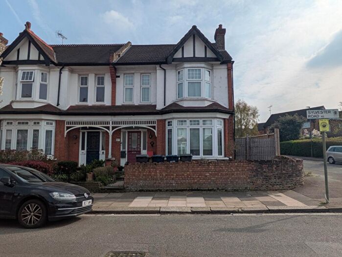 3 Bedroom End Of Terrace House For Sale In Sylvester Road, London, N2