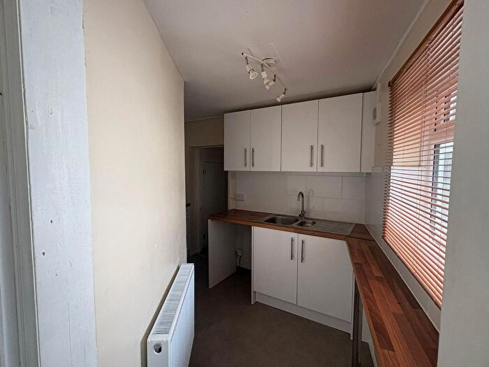 2 Bedroom Flat To Rent In Ground Floor Flat, Wrotham Road, Gravesend, DA11