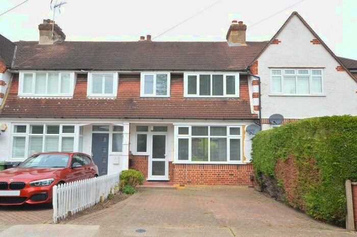 3 Bedroom Terraced House To Rent In Green Lanes, West Ewell, Surrey., KT19