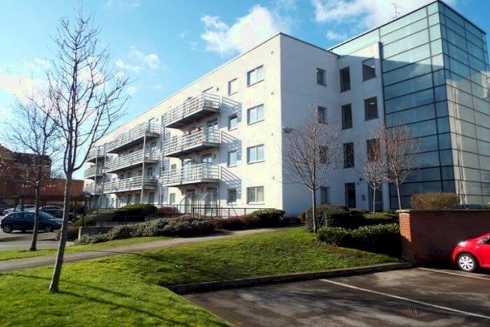 2 Bedroom Flat To Rent In Bramall Lane, Sheffield, S2