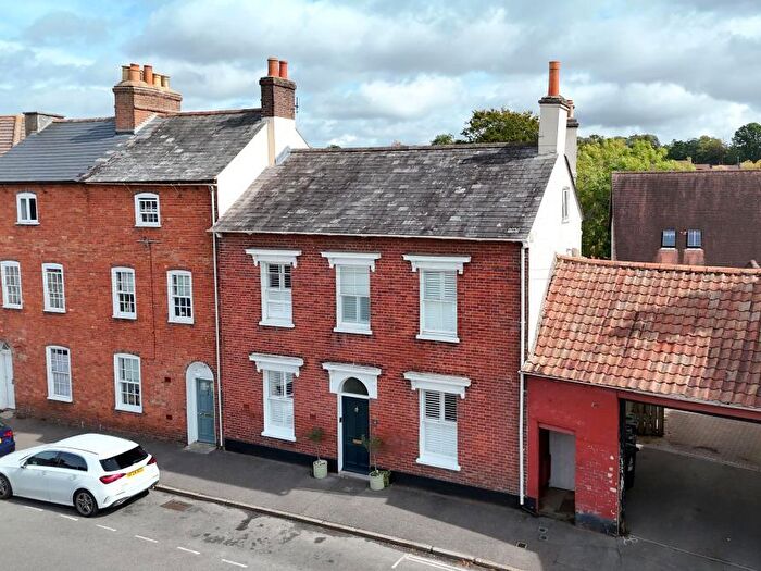 5 Bedroom Town House For Sale In East Borough, Wimborne, BH21