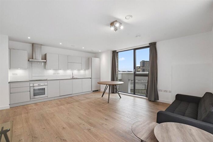 2 Bedroom Apartment To Rent In Leyton Road, London, E15