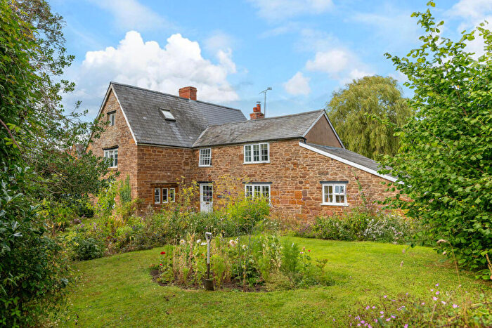 5 Bedroom Country House For Sale In Flecknoe, Rugby, Warwickshire, CV23