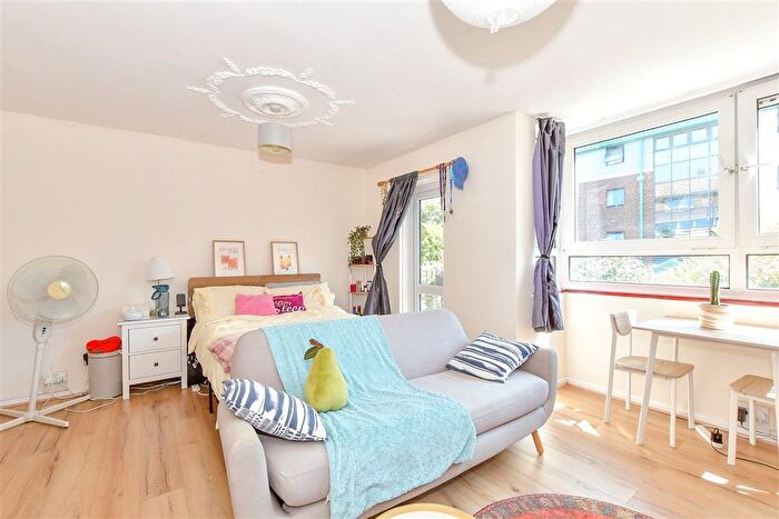 Studio For Sale In Fyning Street, Portsmouth, Hampshire, PO1