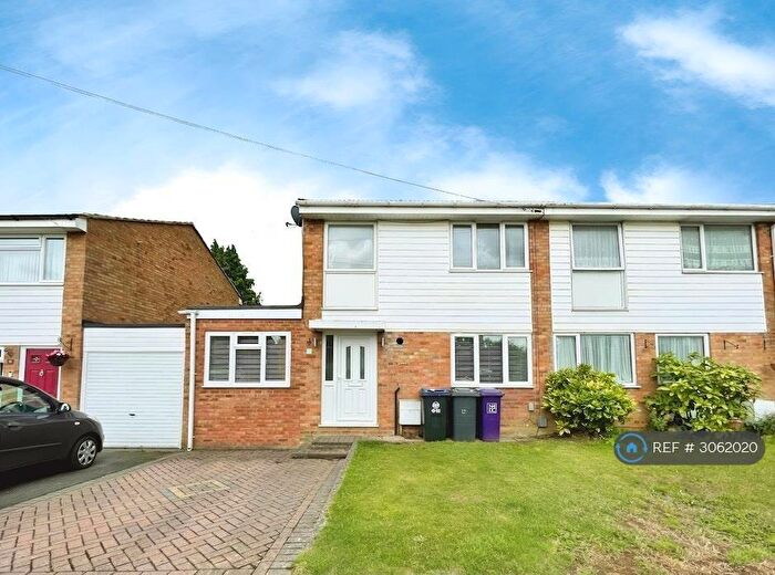 3 Bedroom Semi-Detached House To Rent In Halsey Drive, Hitchin, SG4