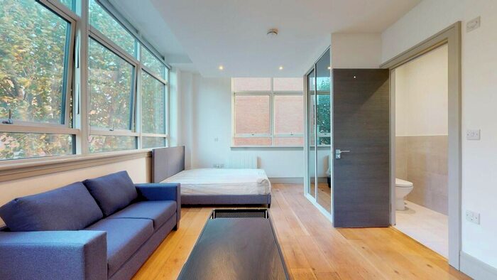 Studio To Rent In Lawrence Road, N15