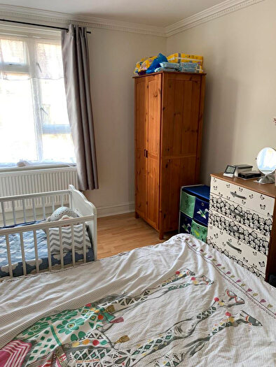 1 Bedroom Flat To Rent In North Street, Barking, London, IG11